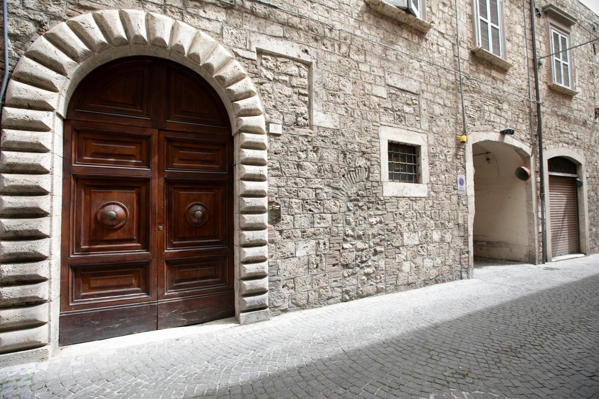 Apartmán Casa In Centro Ascoli Piceno Exteriér fotografie